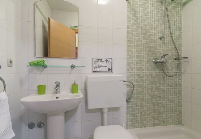 Ferienwohnung in Nin - Ferienwohnung in Nin mit Terrasse, Klimaanlage, W-LAN (864-1) Ferienwohnung in Nin - Ferienwohnung in Nin mit Terrasse, Klimaanlage, W-LAN (864-1)