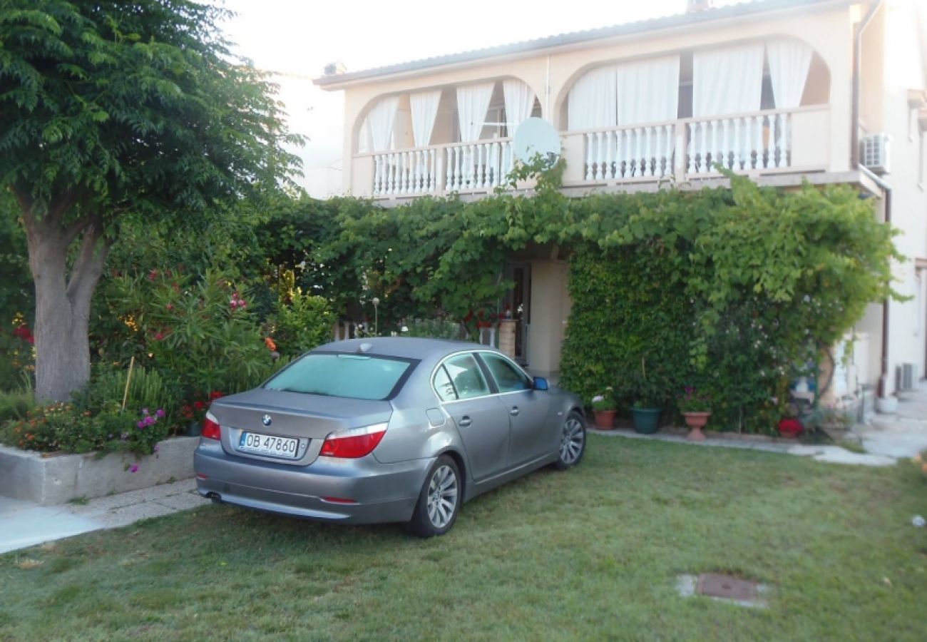 Ferienwohnung in Lopar - Ferienwohnung in Lopar mit Terrasse, Klimaanlage, W-LAN, Waschmaschine (899-2)