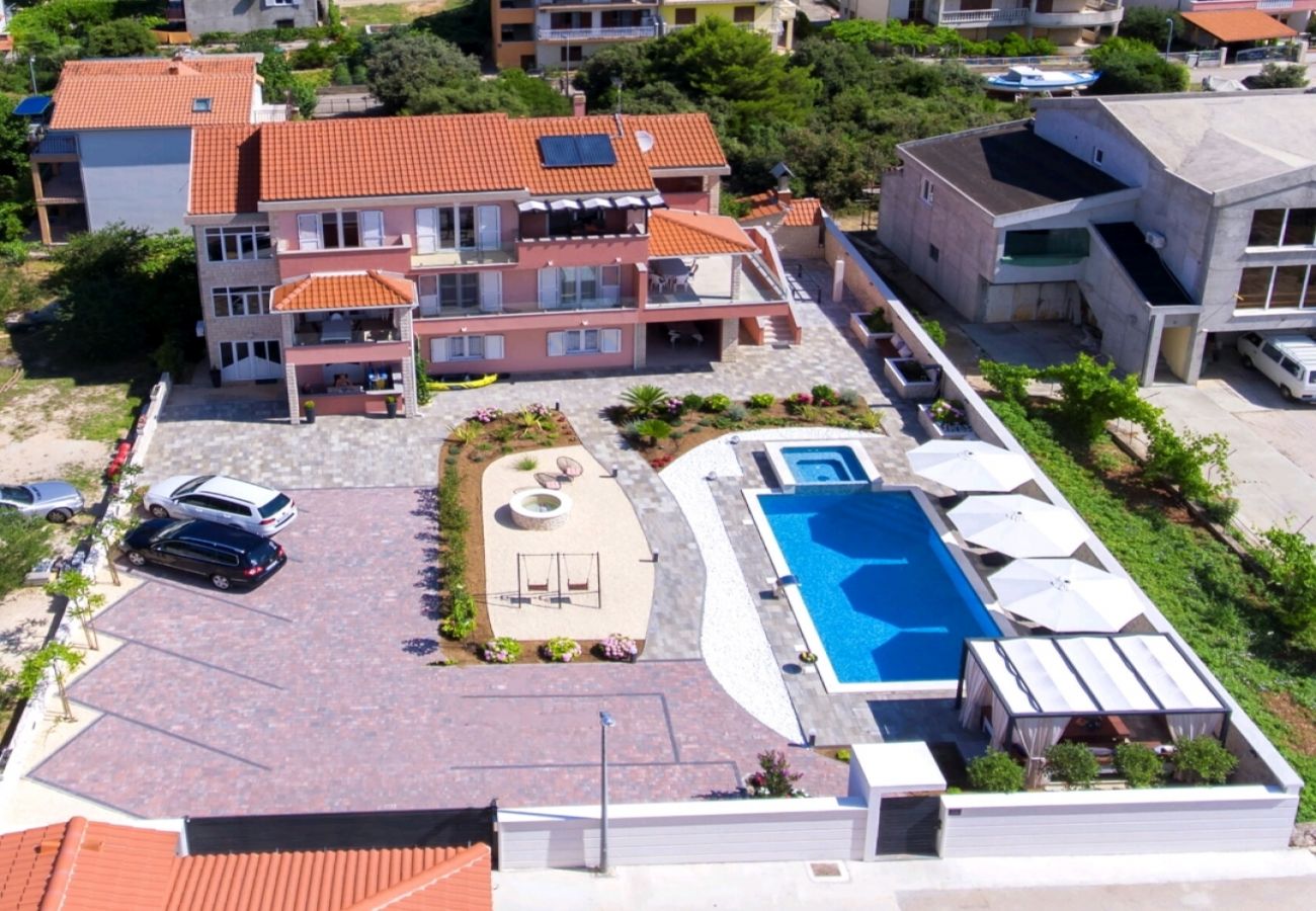 Ferienwohnung in Grebaštica - Ferienwohnung in Grebaštica mit Meerblick, Terrasse, Klimaanlage, W-LAN (886-2)