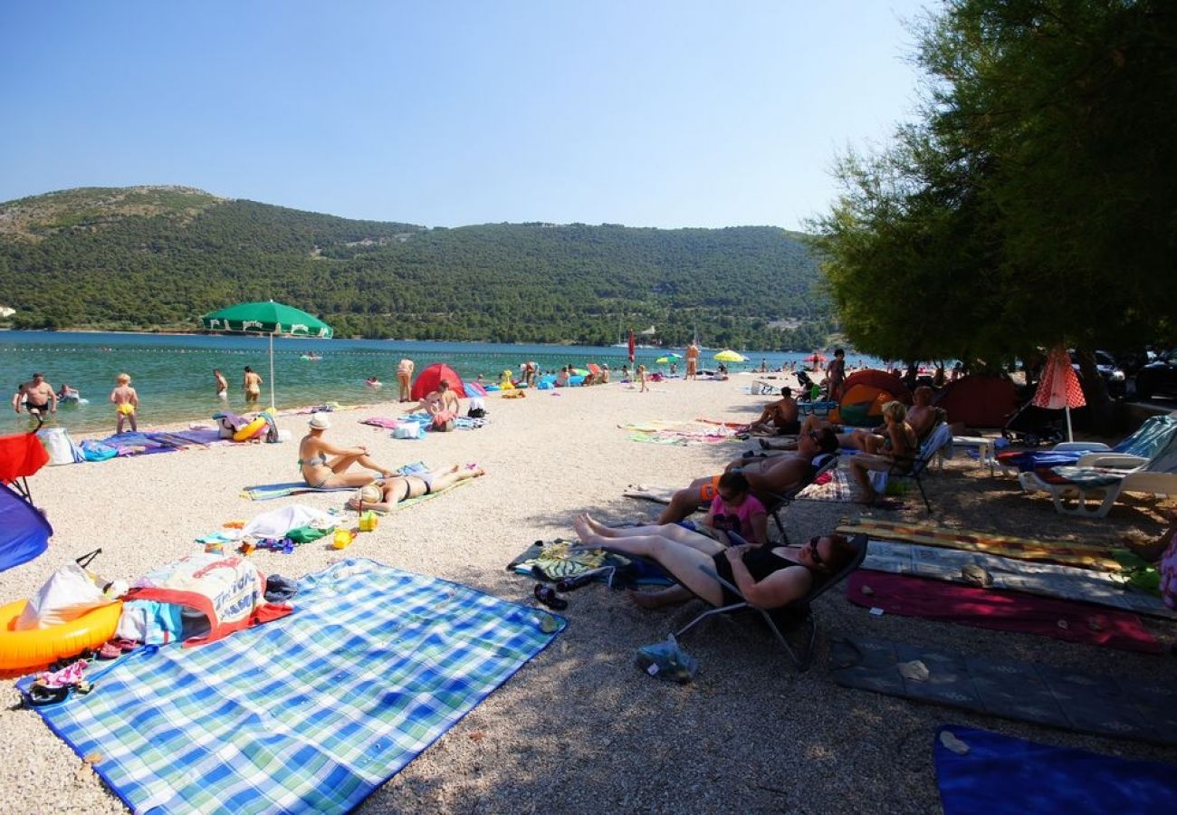 Ferienwohnung in Grebaštica - Ferienwohnung in Grebaštica mit Meerblick, Terrasse, Klimaanlage, W-LAN (886-2)