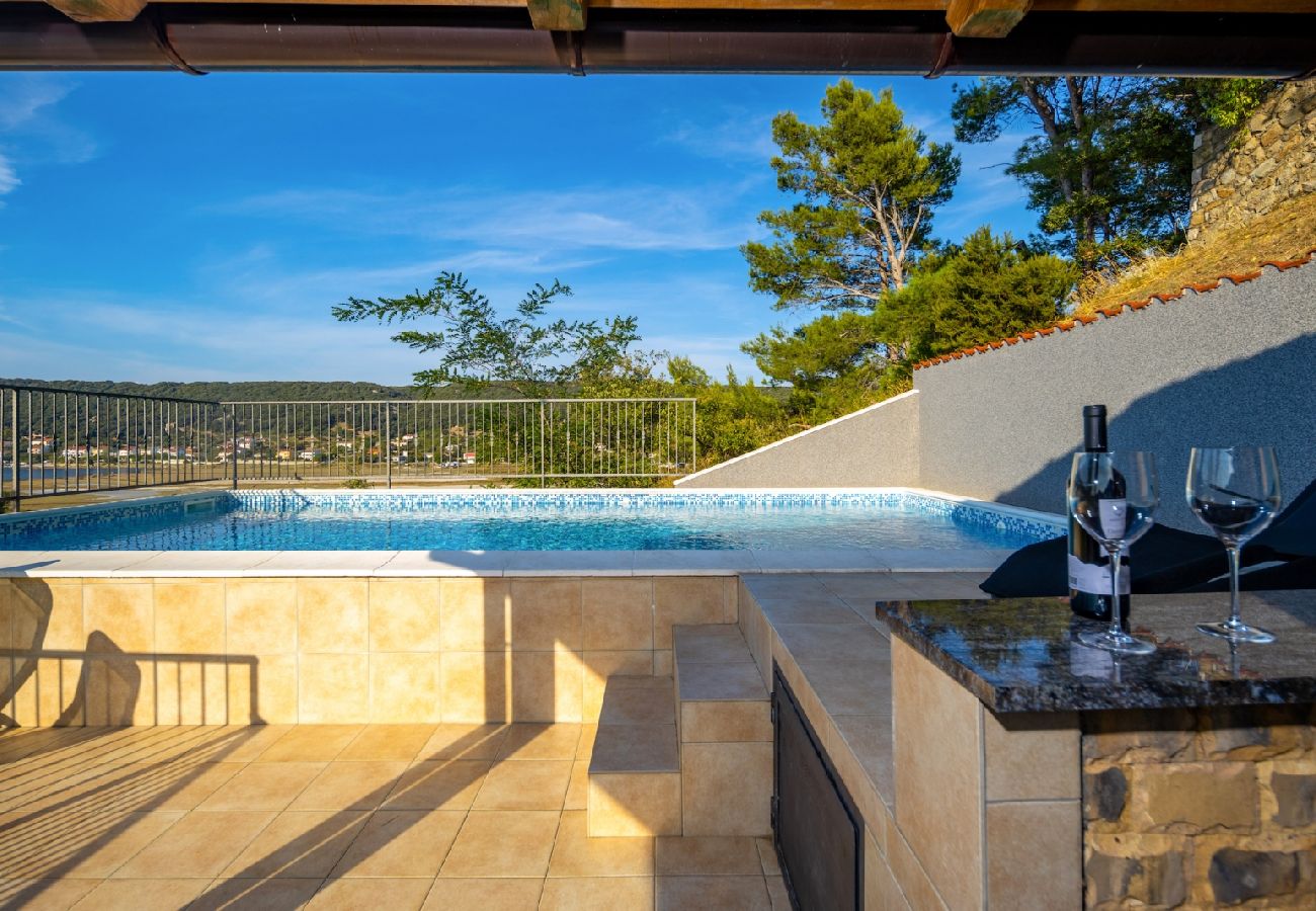 Ferienwohnung in Supetarska Draga - Ferienwohnung in Supetarska Draga mit Meerblick, Balkon, Klimaanlage, W-LAN (3321-1)