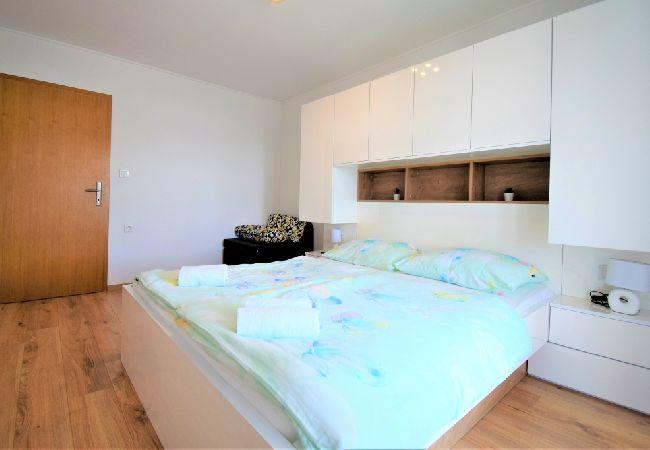 Ferienwohnung in Lopar - Ferienwohnung in Lopar mit Meerblick, Terrasse, Klimaanlage, W-LAN (613-2) Ferienwohnung in Lopar - Ferienwohnung in Lopar mit Meerblick, Terrasse, Klimaanlage, W-LAN (613-2)