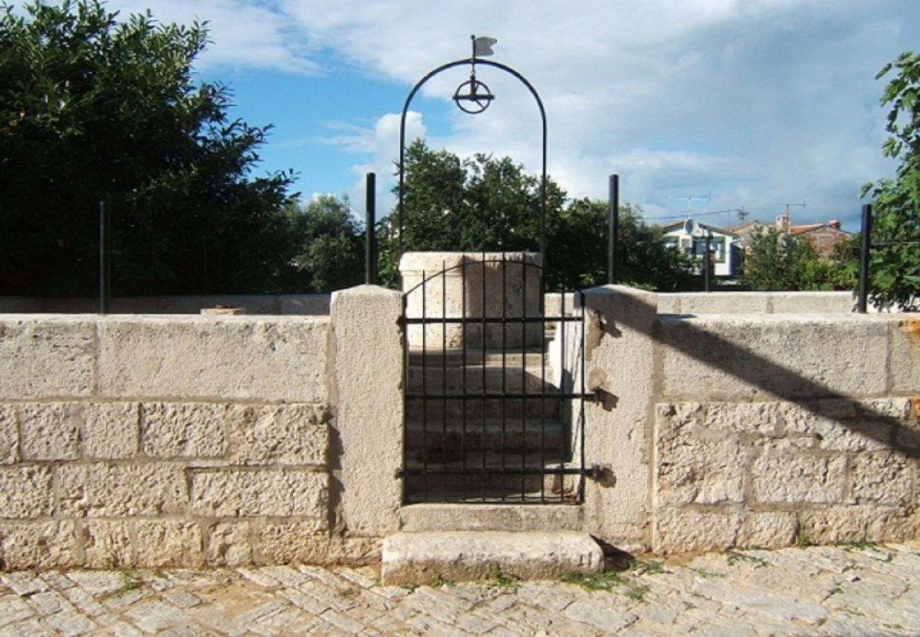 Ferienwohnung in Štinjan - Ferienwohnung in Štinjan mit Meerblick, Klimaanlage, W-LAN, Waschmaschine (3326-1)