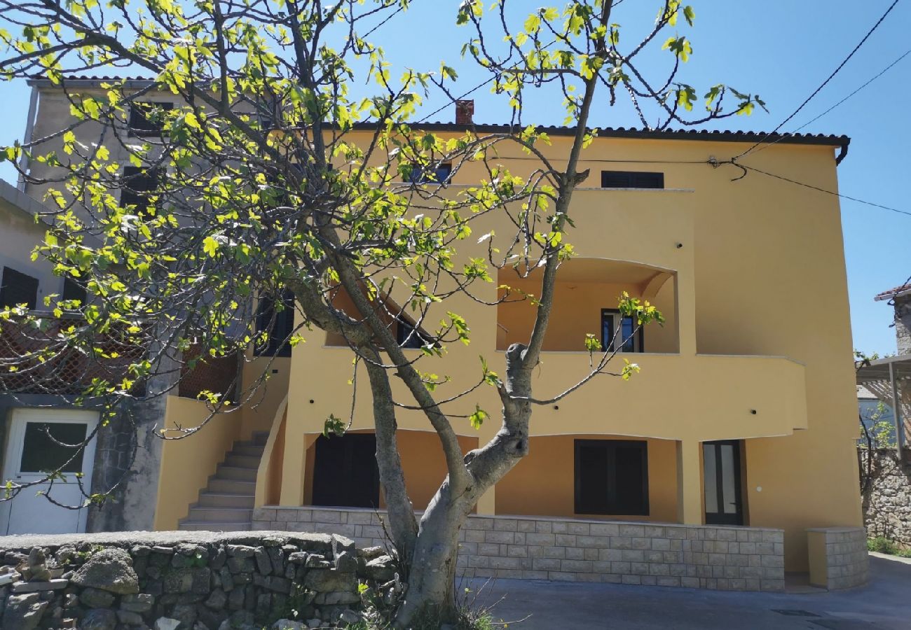 Ferienwohnung in Stivan - Ferienwohnung in Stivan mit Terrasse, Klimaanlage, W-LAN, Waschmaschine (920-3)