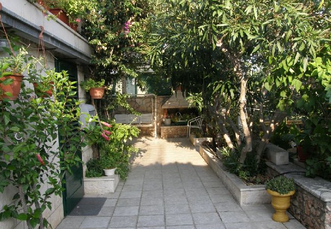 Ferienwohnung in Bol - Ferienwohnung in Bol mit Meerblick, Balkon, Klimaanlage, W-LAN (3416-1) Ferienwohnung in Bol - Ferienwohnung in Bol mit Meerblick, Balkon, Klimaanlage, W-LAN (3416-1)