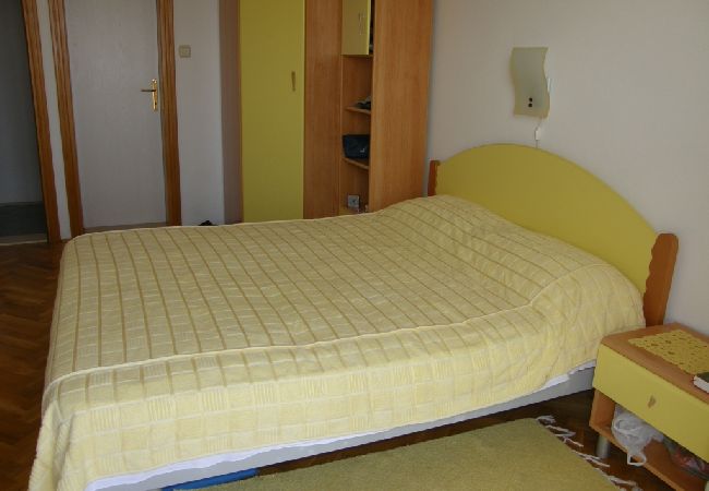 Zimmeranmietung in Bol - Zimmer in Bol mit Meerblick, Balkon, Klimaanlage, W-LAN (3416-5) Zimmeranmietung in Bol - Zimmer in Bol mit Meerblick, Balkon, Klimaanlage, W-LAN (3416-5)