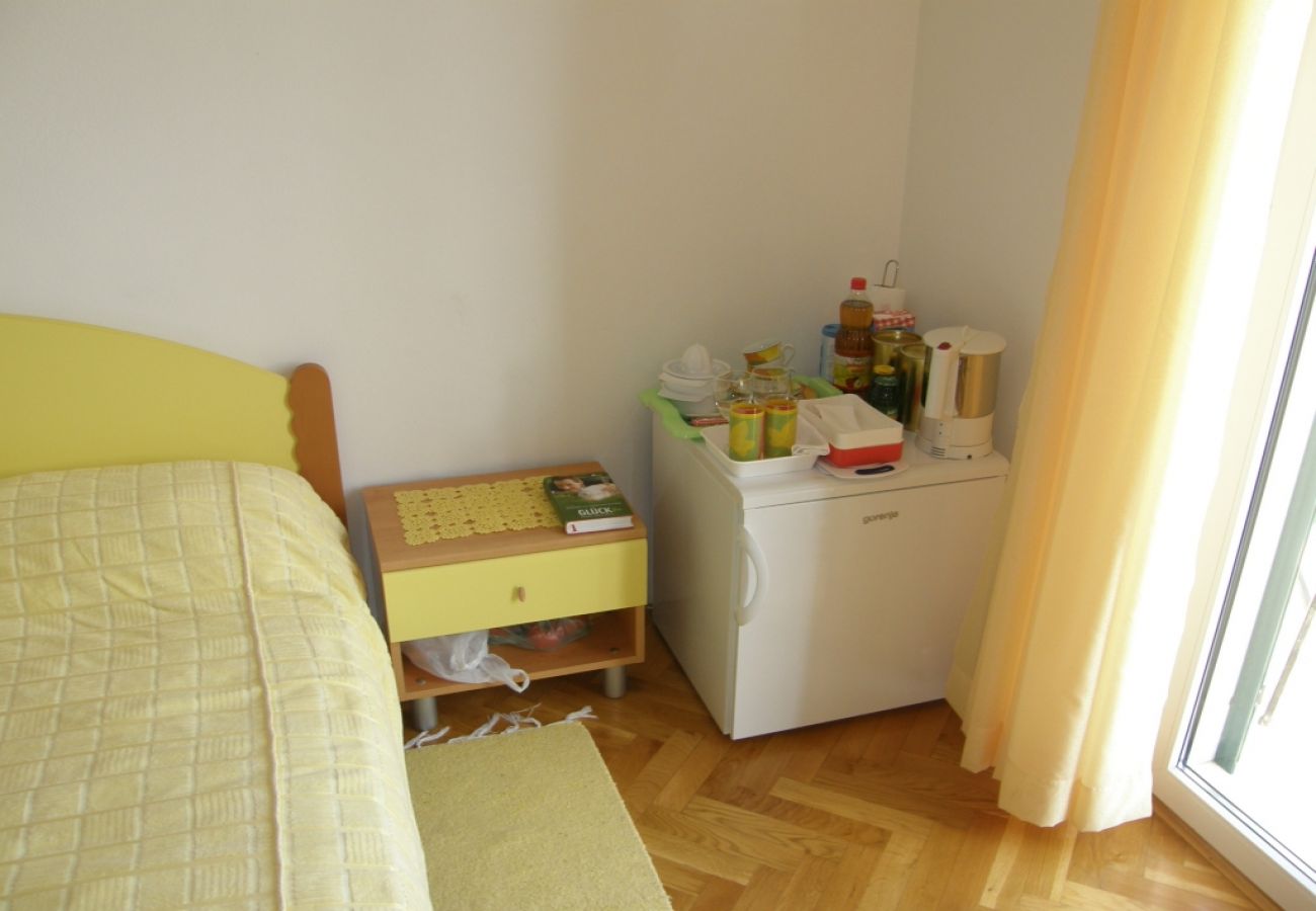 Zimmeranmietung in Bol - Zimmer in Bol mit Meerblick, Balkon, Klimaanlage, W-LAN (3416-5)