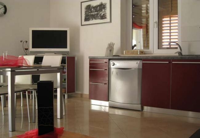 Ferienwohnung in Bol - Ferienwohnung in Bol mit Meerblick, Terrasse, Klimaanlage, W-LAN (3417-1) Ferienwohnung in Bol - Ferienwohnung in Bol mit Meerblick, Terrasse, Klimaanlage, W-LAN (3417-1)