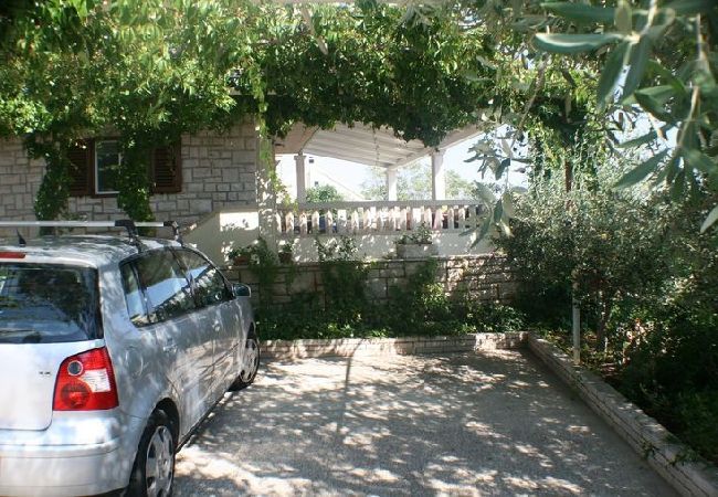 Ferienwohnung in Bol - Ferienwohnung in Bol mit Meerblick, Terrasse, Klimaanlage, W-LAN (3417-1) Ferienwohnung in Bol - Ferienwohnung in Bol mit Meerblick, Terrasse, Klimaanlage, W-LAN (3417-1)