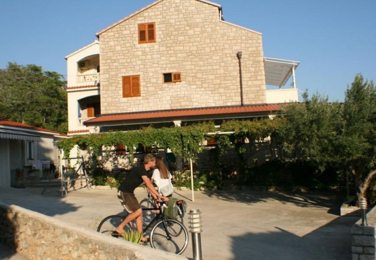 Ferienwohnung in Bol - Ferienwohnung in Bol mit Meerblick, Terrasse, Klimaanlage, W-LAN (3417-1)