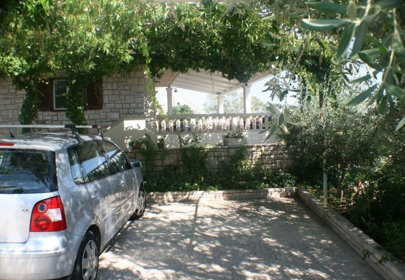 Ferienwohnung in Bol - Ferienwohnung in Bol mit Meerblick, Terrasse, Klimaanlage, W-LAN (3417-1)