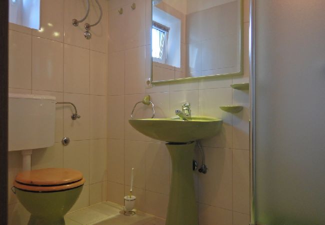 Ferienwohnung in Povlja - Ferienwohnung in Povlja mit Meerblick, Terrasse, Klimaanlage, W-LAN (3419-1) Ferienwohnung in Povlja - Ferienwohnung in Povlja mit Meerblick, Terrasse, Klimaanlage, W-LAN (3419-1)
