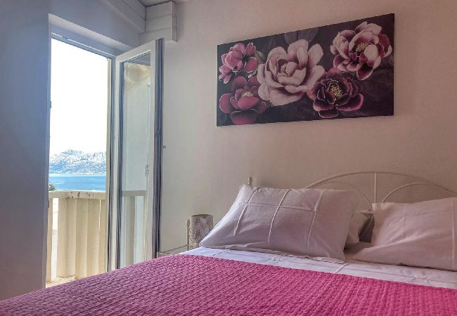 Ferienwohnung in Povlja - Ferienwohnung in Povlja mit Meerblick, Terrasse, Klimaanlage, W-LAN (3419-2) Ferienwohnung in Povlja - Ferienwohnung in Povlja mit Meerblick, Terrasse, Klimaanlage, W-LAN (3419-2)