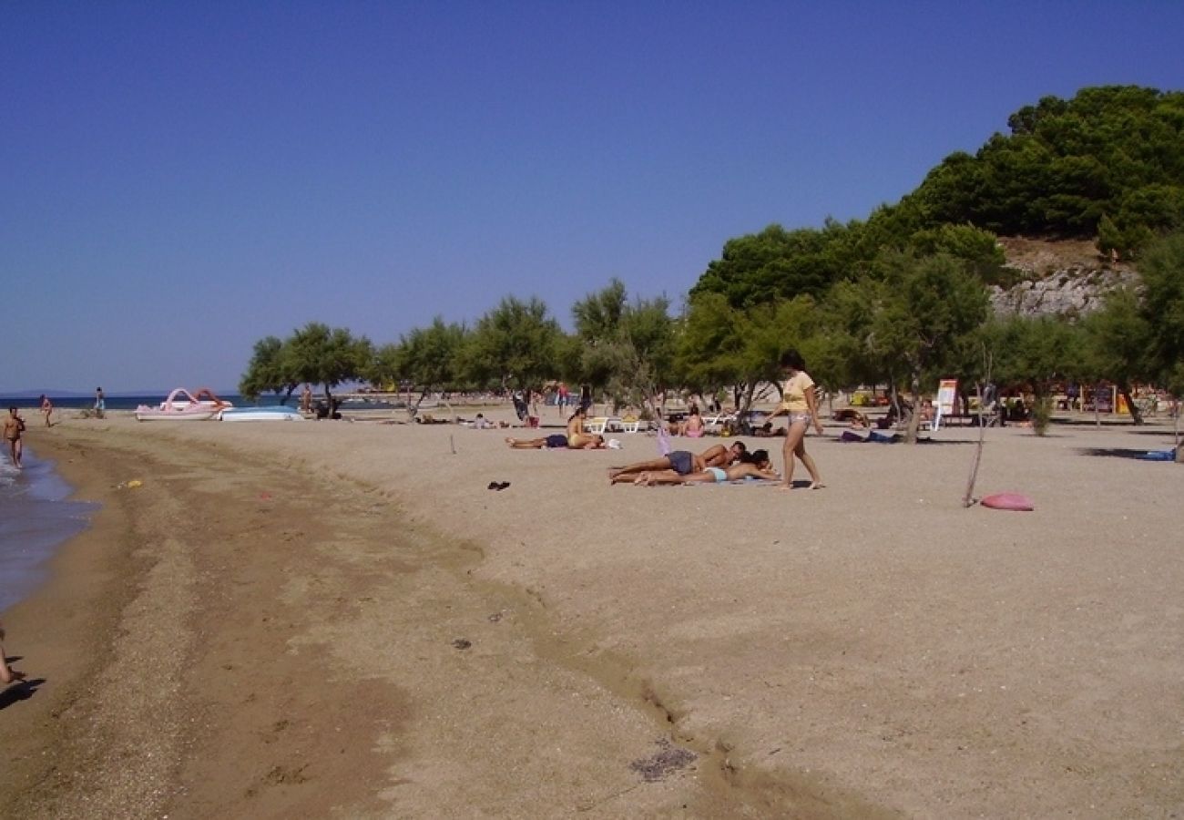 Ferienwohnung in Omiš - Ferienwohnung in Omiš mit Meerblick, Terrasse, Klimaanlage, W-LAN (3422-2)