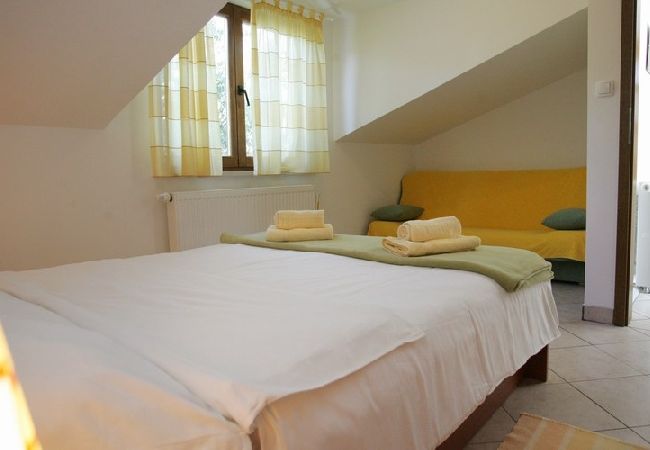 Ferienwohnung in Okrug Gornji - Ferienwohnung in Okrug Gornji mit Meerblick, Terrasse, Klimaanlage, W-LAN (5209-3) Ferienwohnung in Okrug Gornji - Ferienwohnung in Okrug Gornji mit Meerblick, Terrasse, Klimaanlage, W-LAN (5209-3)