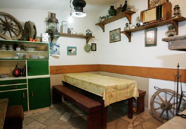 Ferienwohnung in Okrug Gornji - Ferienwohnung in Okrug Gornji mit Meerblick, Terrasse, Klimaanlage, W-LAN (5209-3) Ferienwohnung in Okrug Gornji - Ferienwohnung in Okrug Gornji mit Meerblick, Terrasse, Klimaanlage, W-LAN (5209-3)