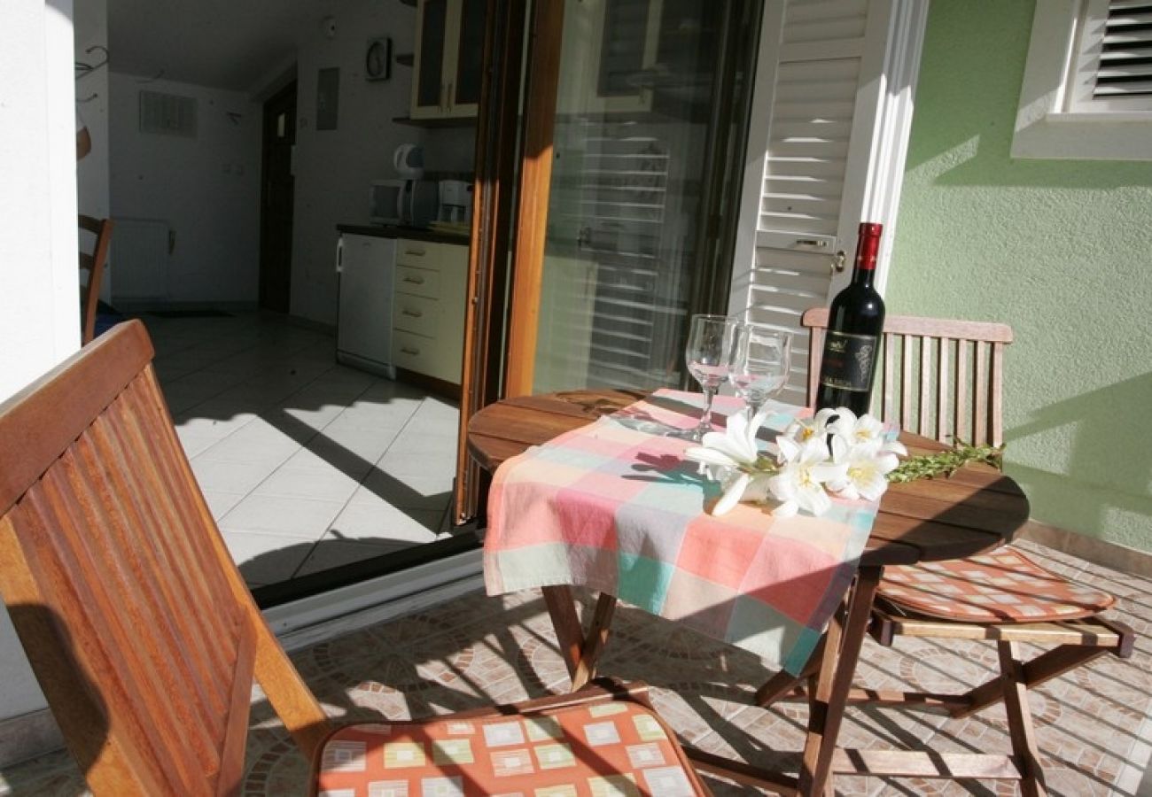 Ferienwohnung in Okrug Gornji - Ferienwohnung in Okrug Gornji mit Meerblick, Terrasse, Klimaanlage, W-LAN (5209-3)