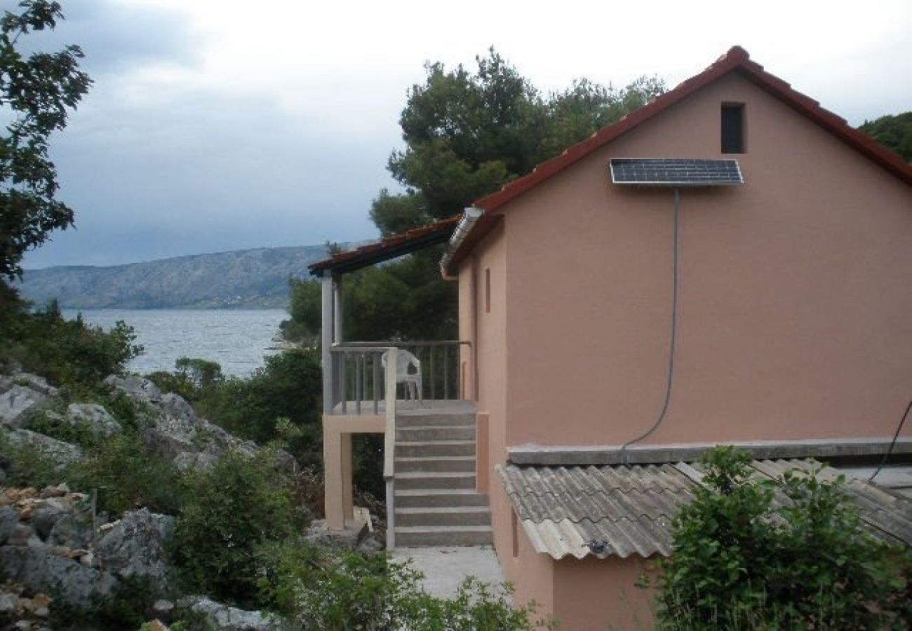 Ferienwohnung in Stari Grad - Ferienwohnung in Basina mit Meerblick, Terrasse (3450-1)