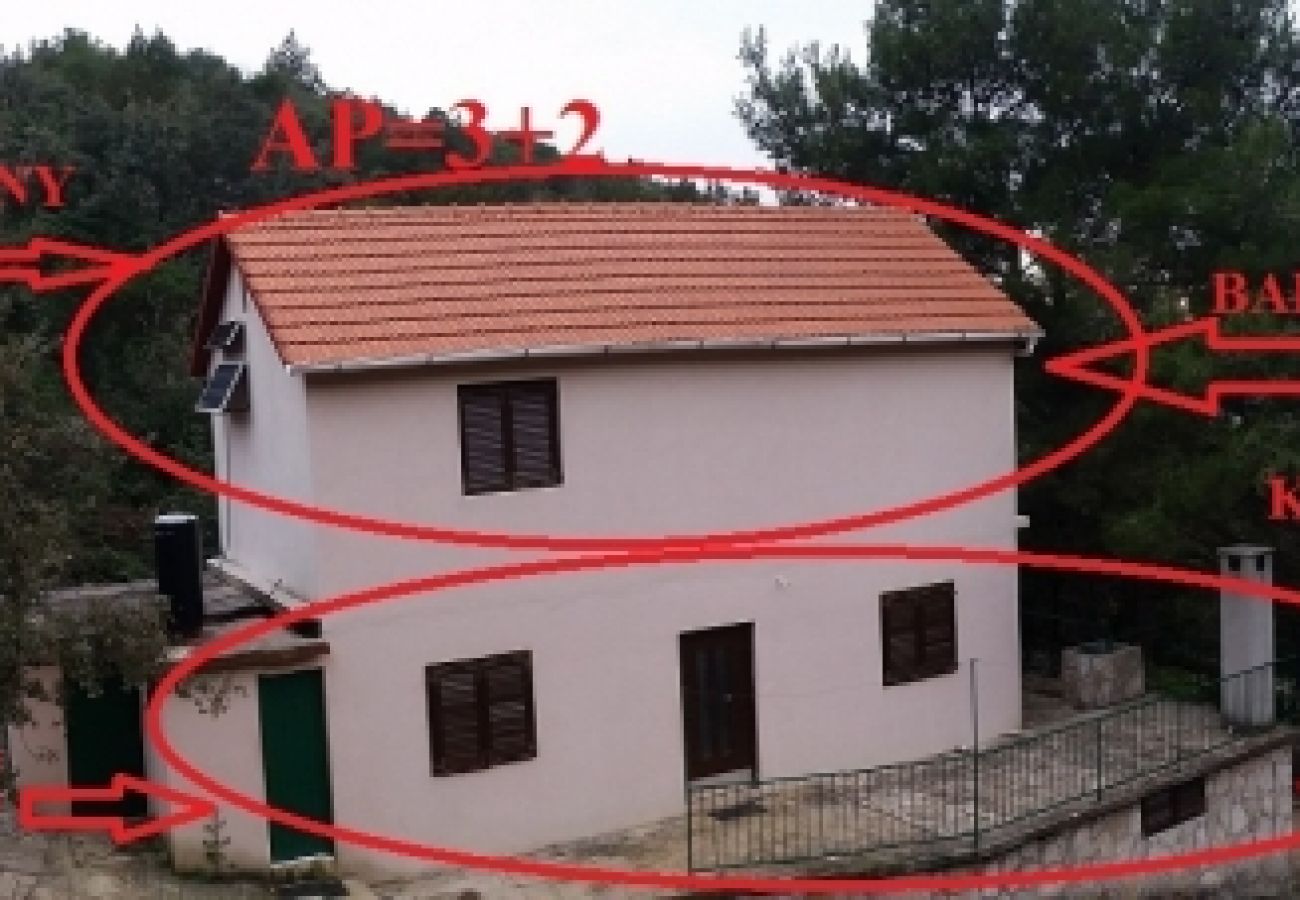 Ferienwohnung in Stari Grad - Ferienwohnung in Basina mit Meerblick, Terrasse (3450-1)