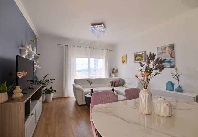 Ferienwohnung in Trogir - Ferienwohnung in Trogir mit Meerblick, Balkon, Klimaanlage, W-LAN (3459-1) Ferienwohnung in Trogir - Ferienwohnung in Trogir mit Meerblick, Balkon, Klimaanlage, W-LAN (3459-1)