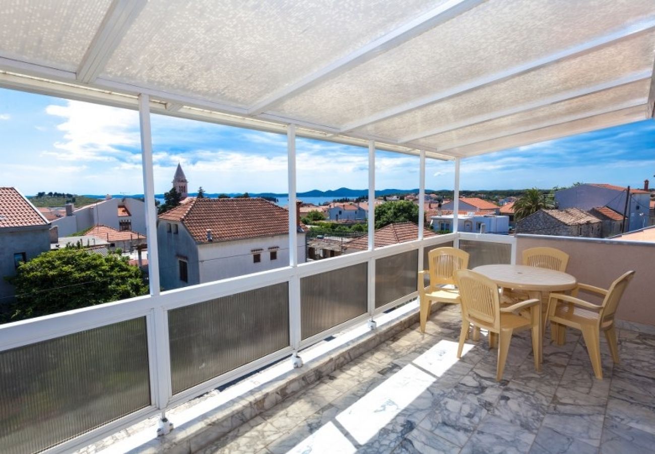 Ferienwohnung in Pakoštane - Ferienwohnung in Pakoštane mit Meerblick, Terrasse, Klimaanlage, W-LAN (3475-4)