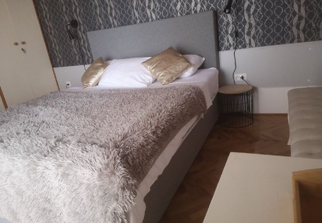 Zimmeranmietung in Pakoštane - Zimmer in Pakoštane mit Meerblick, Balkon, Klimaanlage, W-LAN (3475-6) Zimmeranmietung in Pakoštane - Zimmer in Pakoštane mit Meerblick, Balkon, Klimaanlage, W-LAN (3475-6)