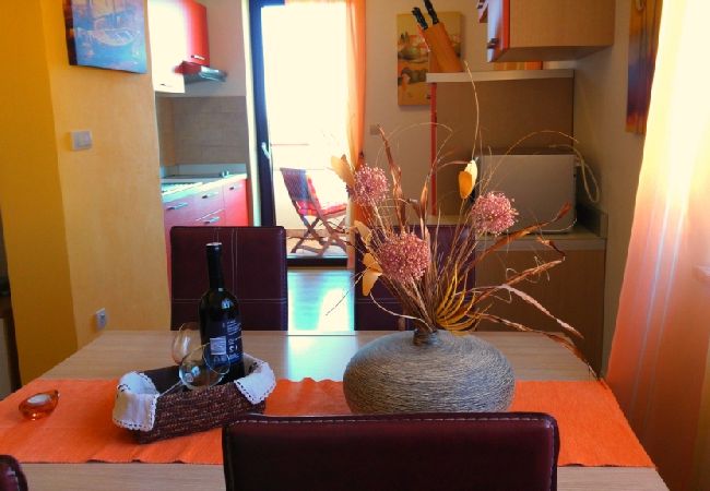 Ferienwohnung in Rovinj - Ferienwohnung in Rovinj mit Balkon, Klimaanlage, W-LAN (3483-1) Ferienwohnung in Rovinj - Ferienwohnung in Rovinj mit Balkon, Klimaanlage, W-LAN (3483-1)