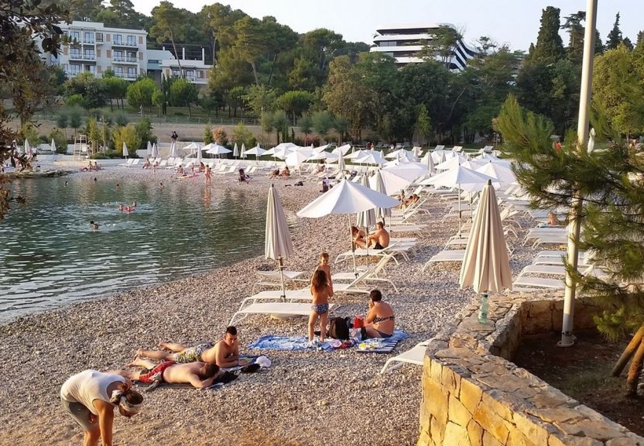 Ferienwohnung in Rovinj - Ferienwohnung in Rovinj mit Balkon, Klimaanlage, W-LAN (3483-1)