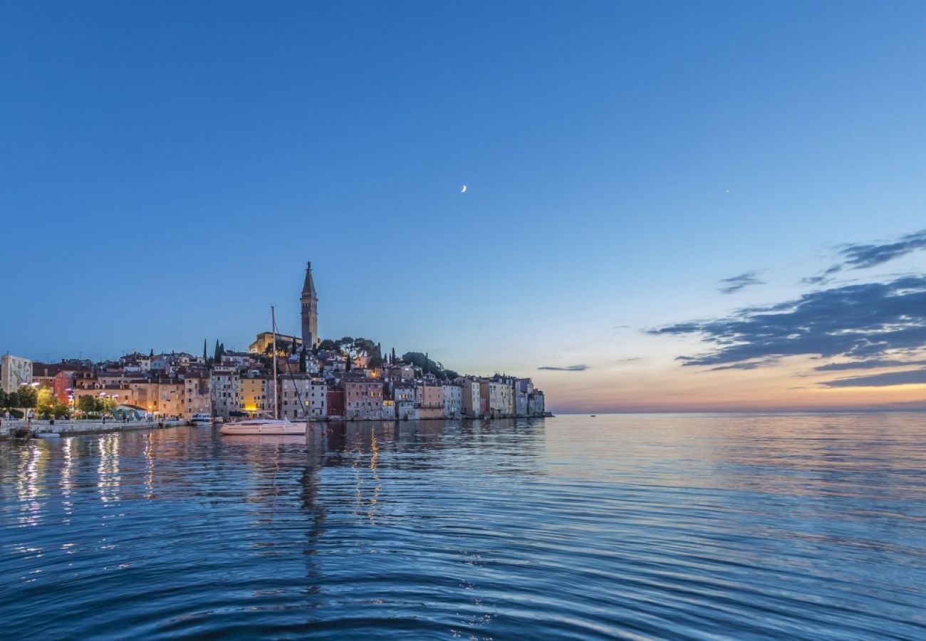 Ferienwohnung in Rovinj - Ferienwohnung in Rovinj mit Balkon, Klimaanlage, W-LAN (3483-1)