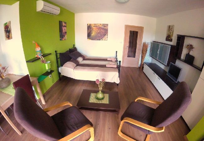 Studio in Rovinj - Studioapartment in Rovinj mit Balkon, Klimaanlage, W-LAN (3483-3) Studio in Rovinj - Studioapartment in Rovinj mit Balkon, Klimaanlage, W-LAN (3483-3)