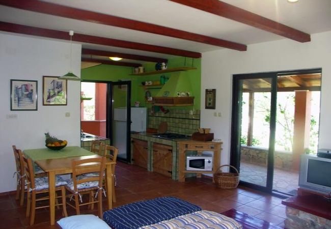 Ferienhaus in Vinišce - Ferienhaus in Vinišće mit Meerblick, Balkon, Klimaanlage, W-LAN (3484-1) Ferienhaus in Vinišce - Ferienhaus in Vinišće mit Meerblick, Balkon, Klimaanlage, W-LAN (3484-1)