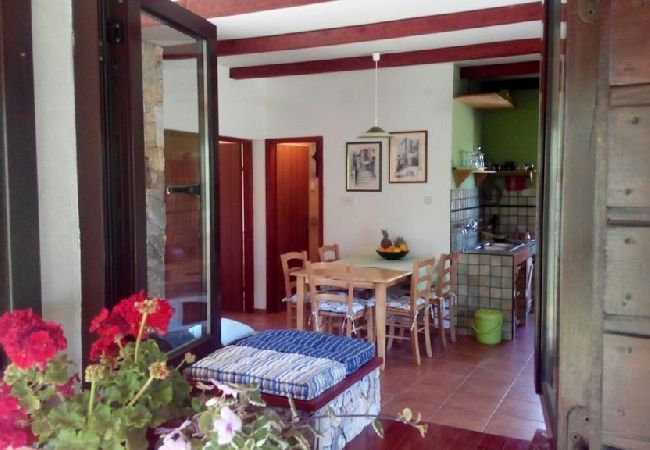 Ferienhaus in Vinišce - Ferienhaus in Vinišće mit Meerblick, Balkon, Klimaanlage, W-LAN (3484-1) Ferienhaus in Vinišce - Ferienhaus in Vinišće mit Meerblick, Balkon, Klimaanlage, W-LAN (3484-1)