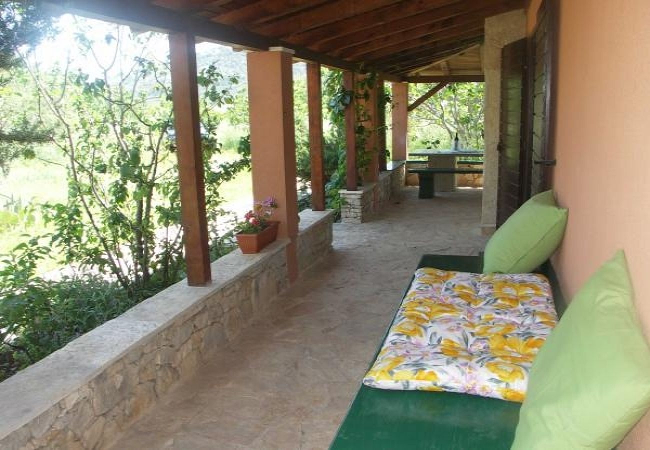 Ferienhaus in Vinišce - Ferienhaus in Vinišće mit Meerblick, Balkon, Klimaanlage, W-LAN (3484-1)