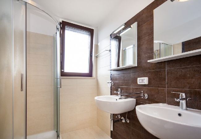 Ferienwohnung in Rovinj - Ferienwohnung in Rovinj mit Meerblick, Balkon, Klimaanlage, W-LAN (3482-10) Ferienwohnung in Rovinj - Ferienwohnung in Rovinj mit Meerblick, Balkon, Klimaanlage, W-LAN (3482-10)