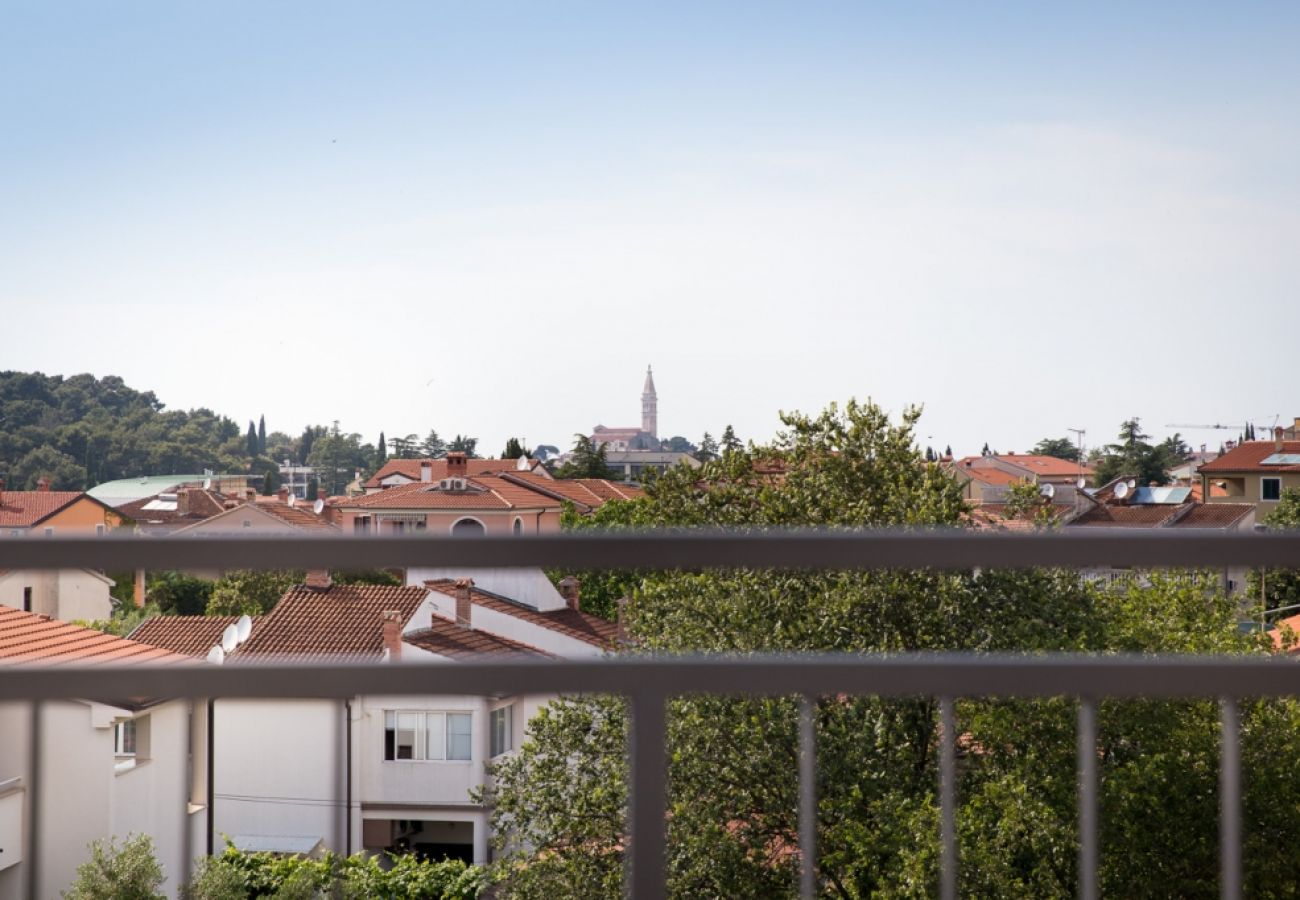 Ferienwohnung in Rovinj - Ferienwohnung in Rovinj mit Meerblick, Balkon, Klimaanlage, W-LAN (3482-11)