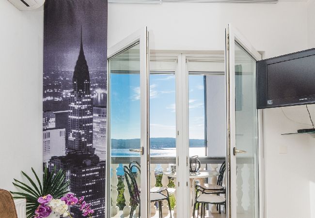 Ferienwohnung in Crikvenica - Ferienwohnung in Crikvenica mit Meerblick, Terrasse, Klimaanlage, W-LAN (3492-6) Ferienwohnung in Crikvenica - Ferienwohnung in Crikvenica mit Meerblick, Terrasse, Klimaanlage, W-LAN (3492-6)