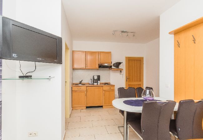 Ferienwohnung in Crikvenica - Ferienwohnung in Crikvenica mit Meerblick, Terrasse, Klimaanlage, W-LAN (3492-6) Ferienwohnung in Crikvenica - Ferienwohnung in Crikvenica mit Meerblick, Terrasse, Klimaanlage, W-LAN (3492-6)