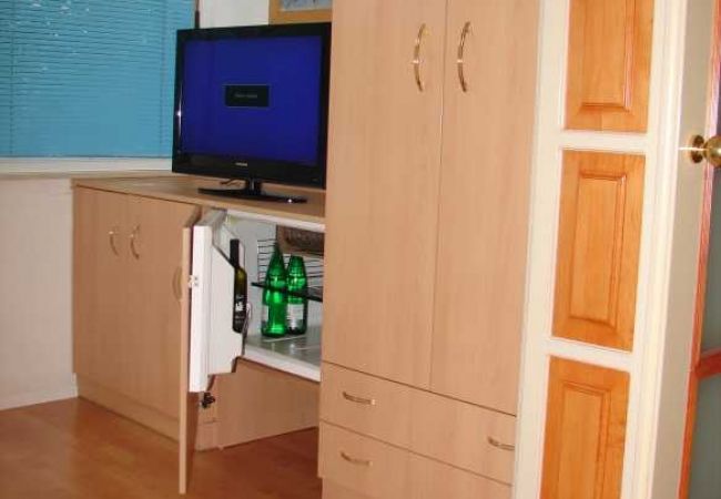 Ferienwohnung in Brela - Ferienwohnung in Brela mit Meerblick, Terrasse, Klimaanlage, W-LAN (3524-1) Ferienwohnung in Brela - Ferienwohnung in Brela mit Meerblick, Terrasse, Klimaanlage, W-LAN (3524-1)