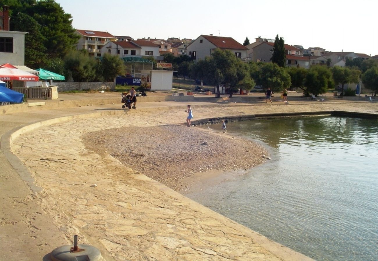 Ferienwohnung in Pakoštane - Ferienwohnung in Pakoštane mit Meerblick, Balkon, Klimaanlage, W-LAN (3539-1)