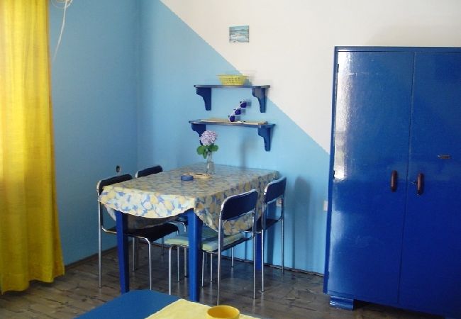 Ferienwohnung in Pakoštane - Ferienwohnung in Pakoštane mit Meerblick, Balkon, Klimaanlage, W-LAN (3539-2) Ferienwohnung in Pakoštane - Ferienwohnung in Pakoštane mit Meerblick, Balkon, Klimaanlage, W-LAN (3539-2)