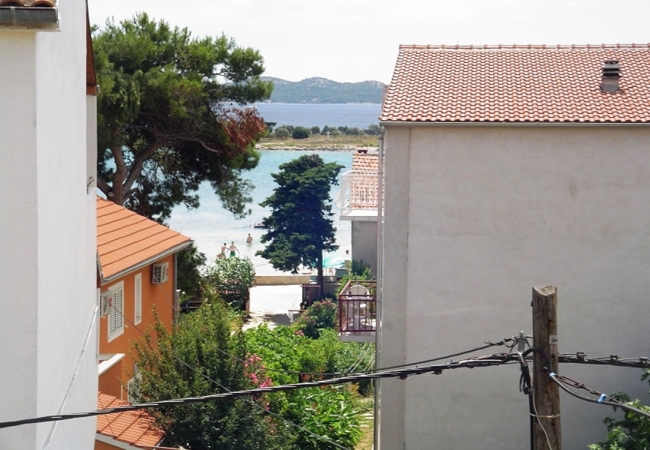 Ferienwohnung in Pakoštane - Ferienwohnung in Pakoštane mit Meerblick, Balkon, Klimaanlage, W-LAN (3539-2)