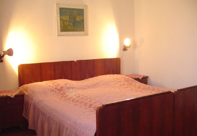 Ferienwohnung in Pakoštane - Ferienwohnung in Pakoštane mit Terrasse, W-LAN (3539-3) Ferienwohnung in Pakoštane - Ferienwohnung in Pakoštane mit Terrasse, W-LAN (3539-3)