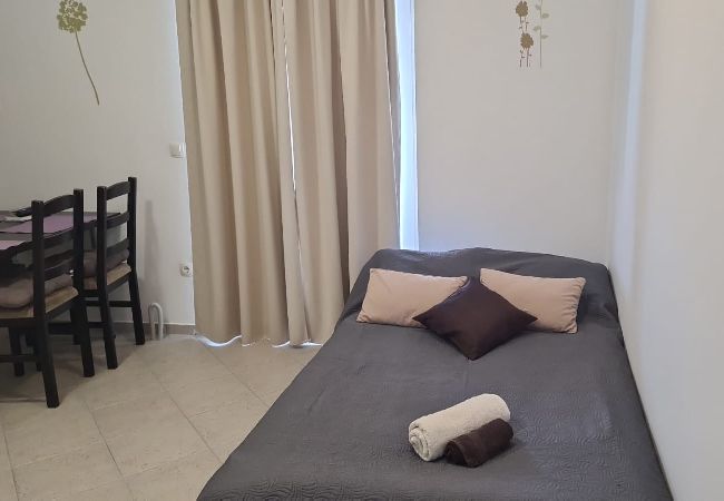 Ferienwohnung in Pakoštane - Ferienwohnung in Pakoštane mit Terrasse, Klimaanlage, W-LAN, Waschmaschine (3548-2) Ferienwohnung in Pakoštane - Ferienwohnung in Pakoštane mit Terrasse, Klimaanlage, W-LAN, Waschmaschine (3548-2)