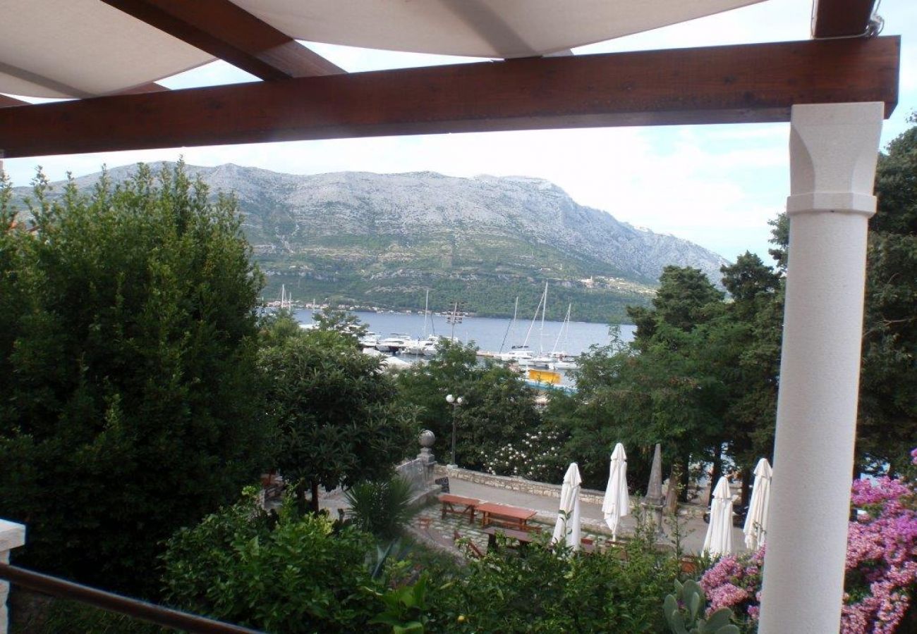 Ferienwohnung in Korcula - Ferienwohnung in Korčula mit Meerblick, Terrasse, Klimaanlage, W-LAN (3555-1)