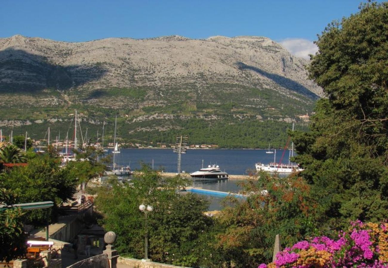 Ferienwohnung in Korcula - Ferienwohnung in Korčula mit Meerblick, Terrasse, Klimaanlage, W-LAN (3555-1)