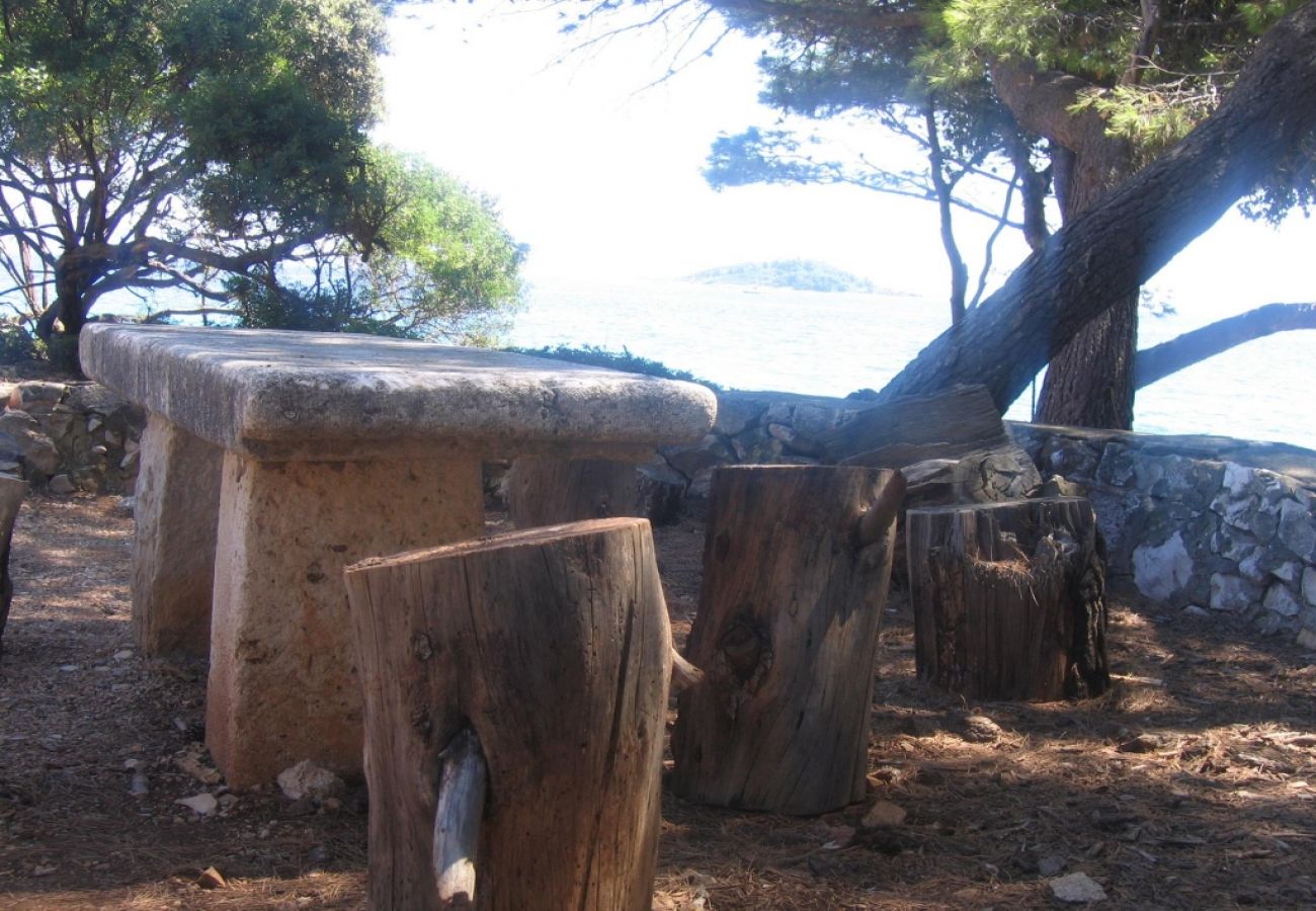 Ferienwohnung in Korcula - Ferienwohnung in Korčula mit Meerblick, Terrasse, Klimaanlage, W-LAN (3555-1)