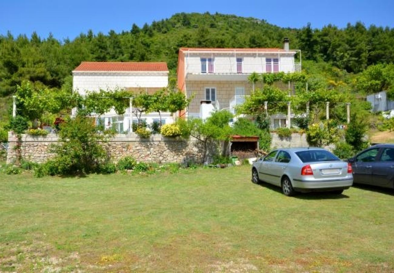 Ferienwohnung in Žuljana - Ferienwohnung in Žuljana mit Meerblick, Terrasse, Klimaanlage, W-LAN (3558-1)