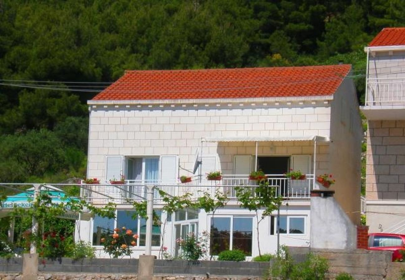 Ferienwohnung in Žuljana - Ferienwohnung in Žuljana mit Meerblick, Terrasse, Klimaanlage, W-LAN (3558-1)