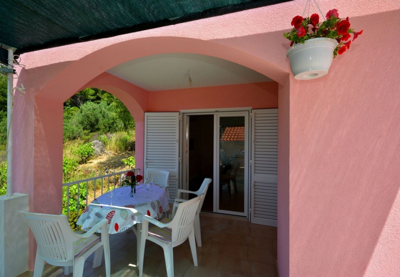 Ferienwohnung in Žuljana - Ferienwohnung in Žuljana mit Meerblick, Terrasse, Klimaanlage, W-LAN (3558-3)