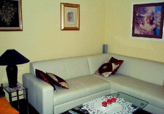 Ferienwohnung in Cavtat - Ferienwohnung in Cavtat mit Meerblick, Terrasse, Klimaanlage, W-LAN (3566-2) Ferienwohnung in Cavtat - Ferienwohnung in Cavtat mit Meerblick, Terrasse, Klimaanlage, W-LAN (3566-2)